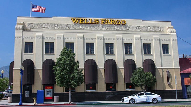 Wells Fargo Bank Building - Clio